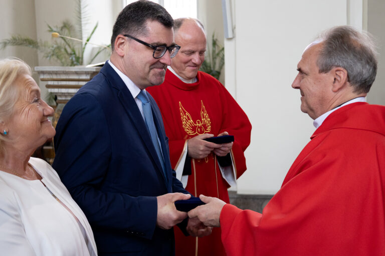 Medal Jubileuszowy Towarzystwa Jezusowego dla Michała Białkowskiego